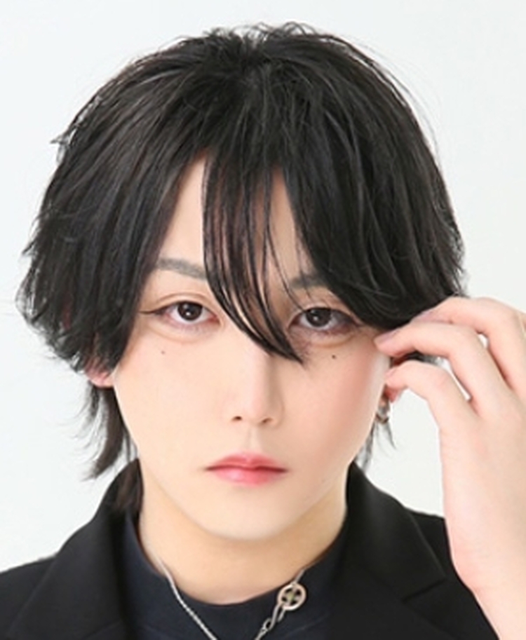 遥 聖那